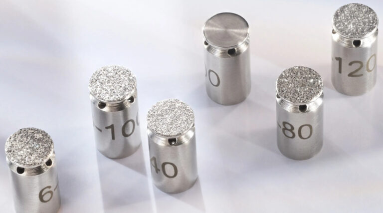 Six DiamondGlow™ Microdermabrasion diamond tips